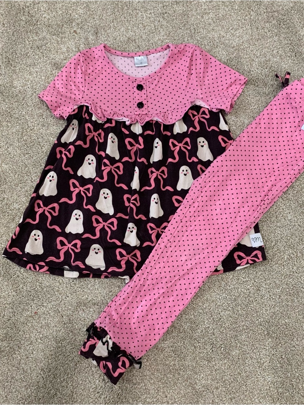 Love, Millie 6 lounge Pink & Black Ghost Print Pajama Set